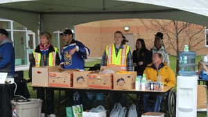 Volunteers get ready for hungry finishers